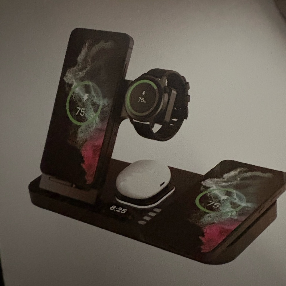Wireless Charging Station for Multiple Devices
